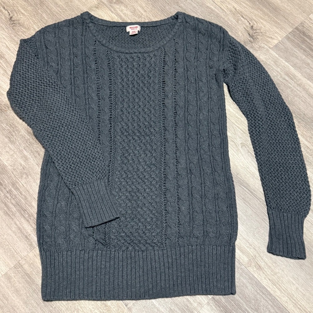Mossimo Supply Co. Gray Cable Knit Sweater Long Sleeve Crew Neck Size M